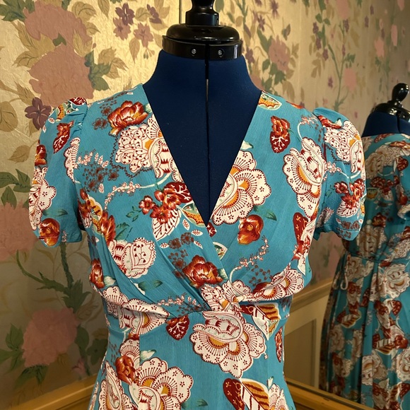 Loco Lindo Blue Spanish Floral Rita Dress XS NWOT - Picture 2 of 4